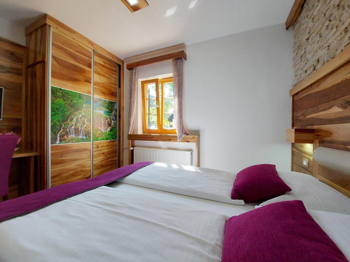 Bed and Breakfast Plitvice Etno House I Plitvička Jezera Exterior foto